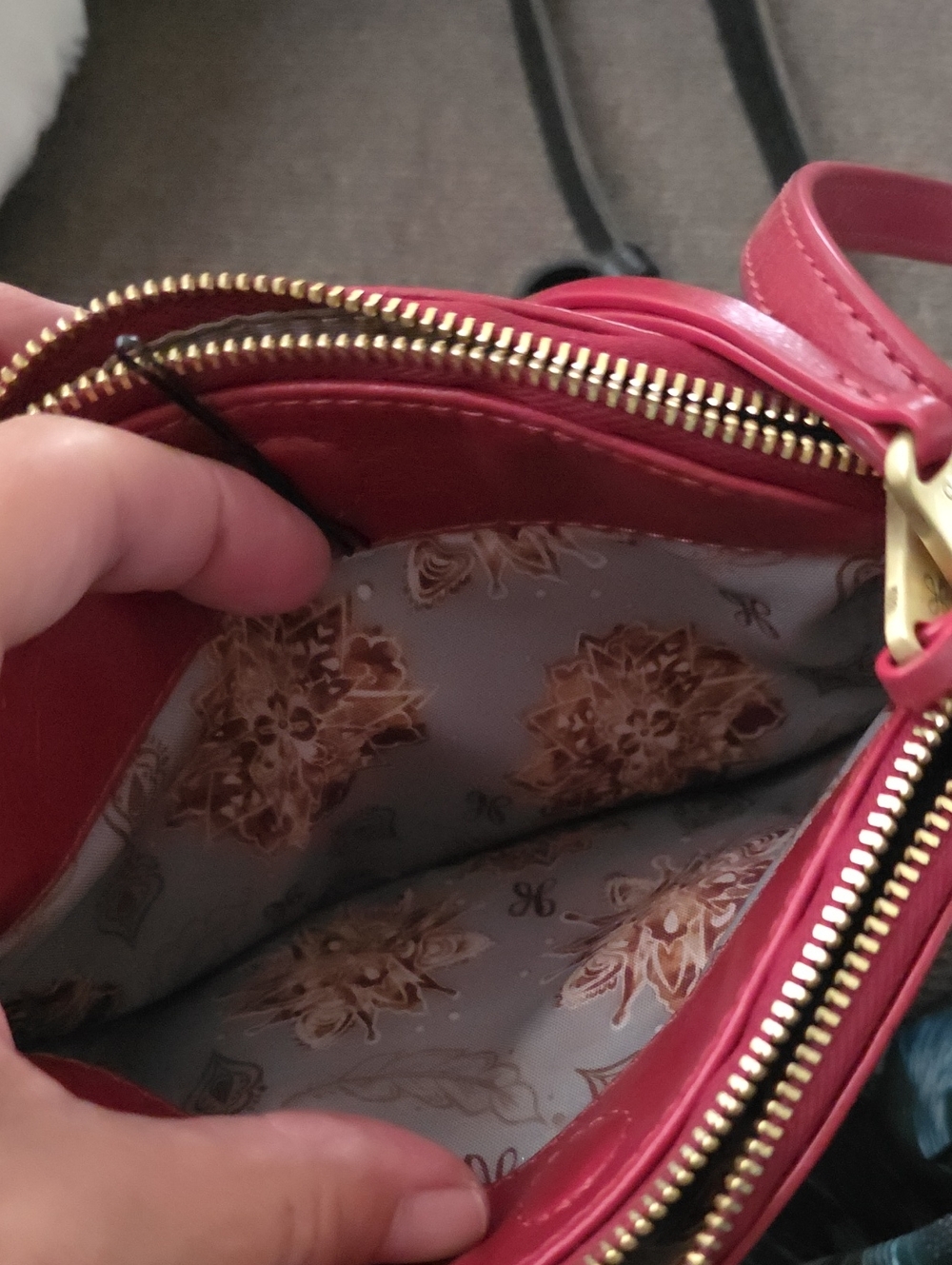 HOBO International Evella Red Leather Crossbody Bag EUC - Picture 7 of 11